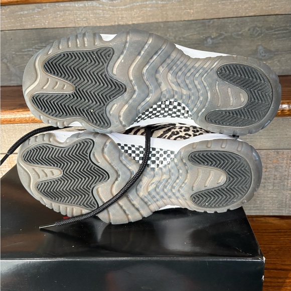 Jordan 11 Retro Animal Instinct size 10 zebra - Picture 9 of 9